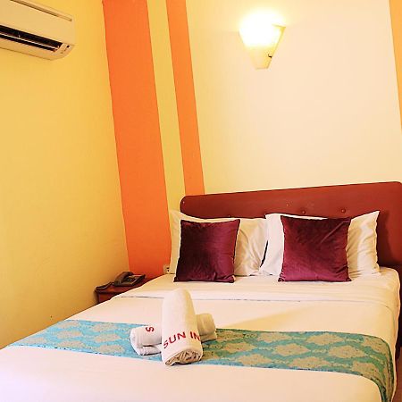 Sun Inns Hotel Ayer Keroh Kültér fotó