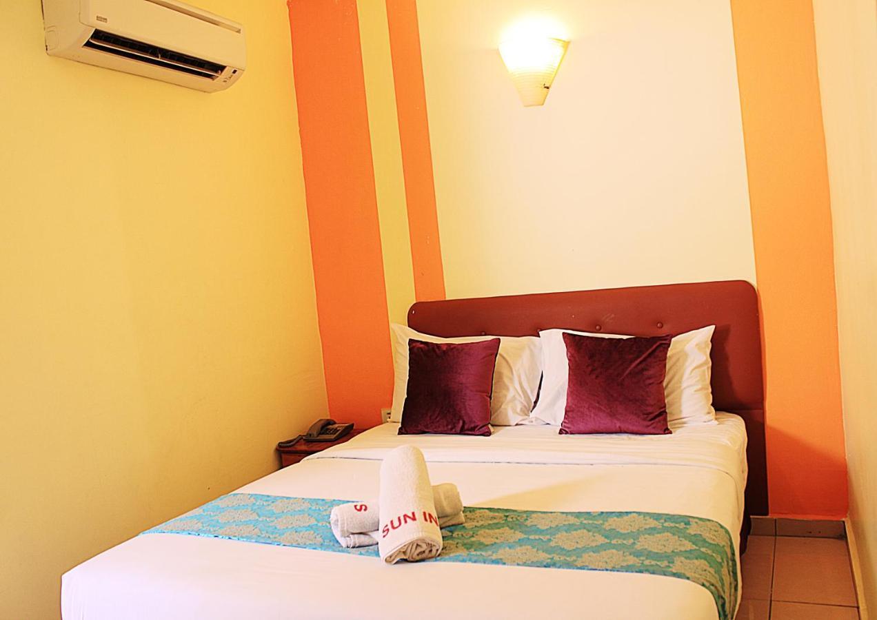 Sun Inns Hotel Ayer Keroh Kültér fotó