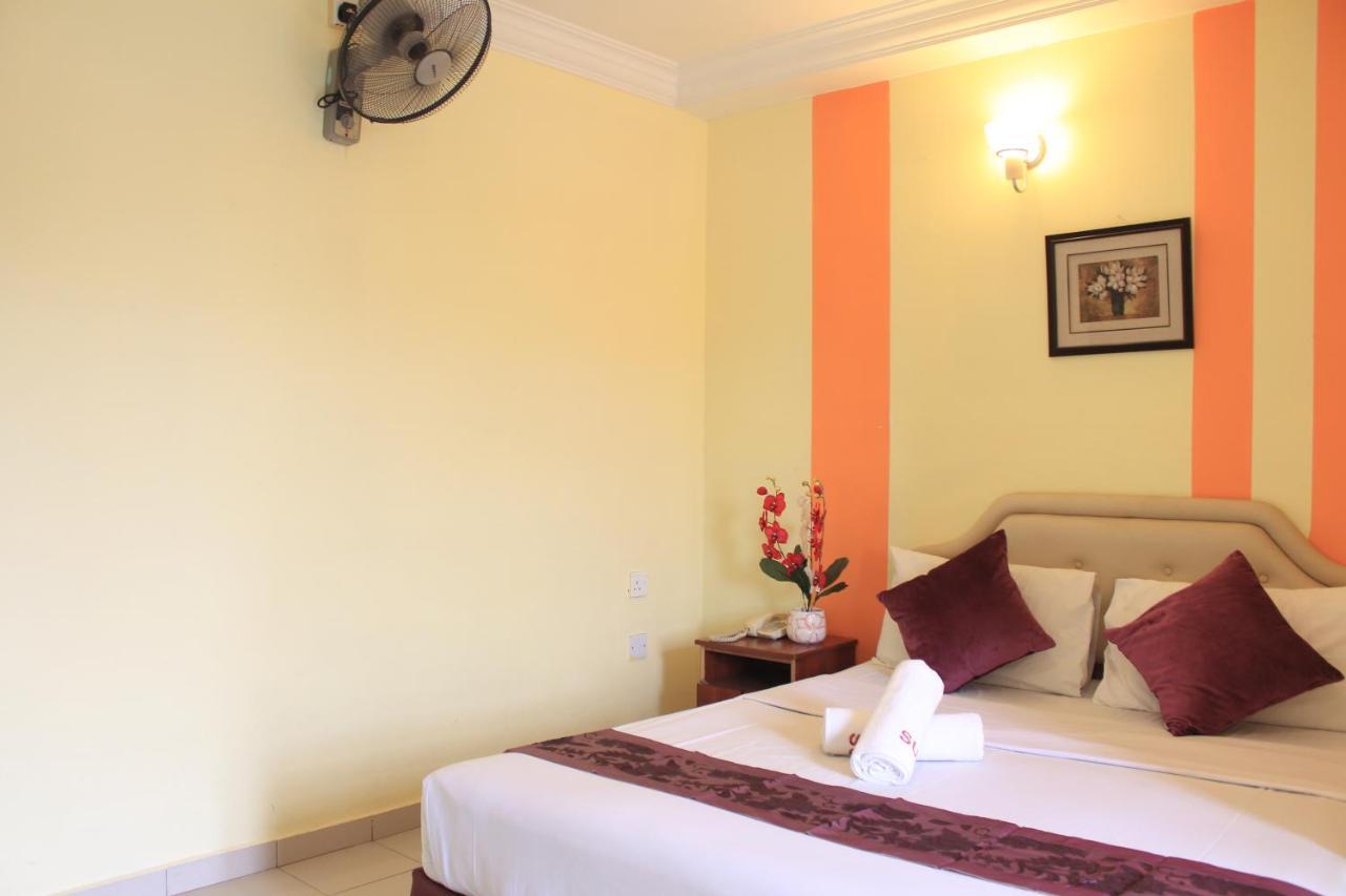 Sun Inns Hotel Ayer Keroh Kültér fotó