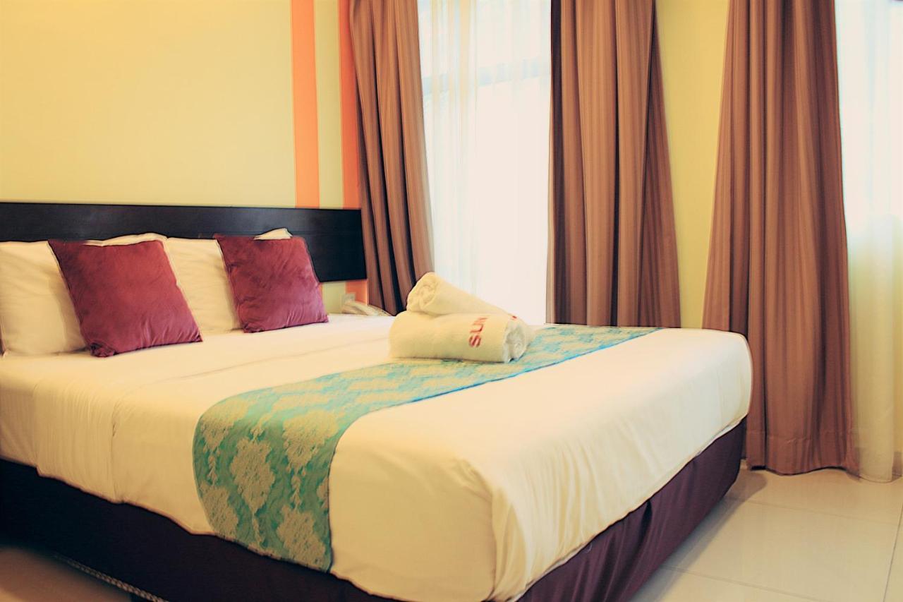 Sun Inns Hotel Ayer Keroh Kültér fotó