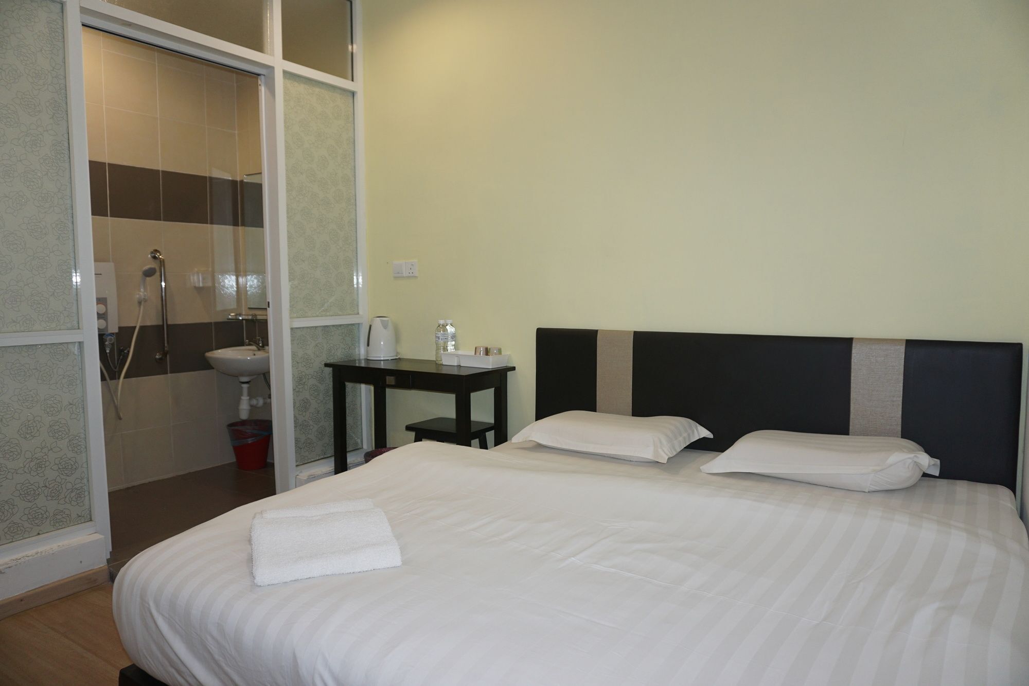Sun Inns Hotel Ayer Keroh Kültér fotó