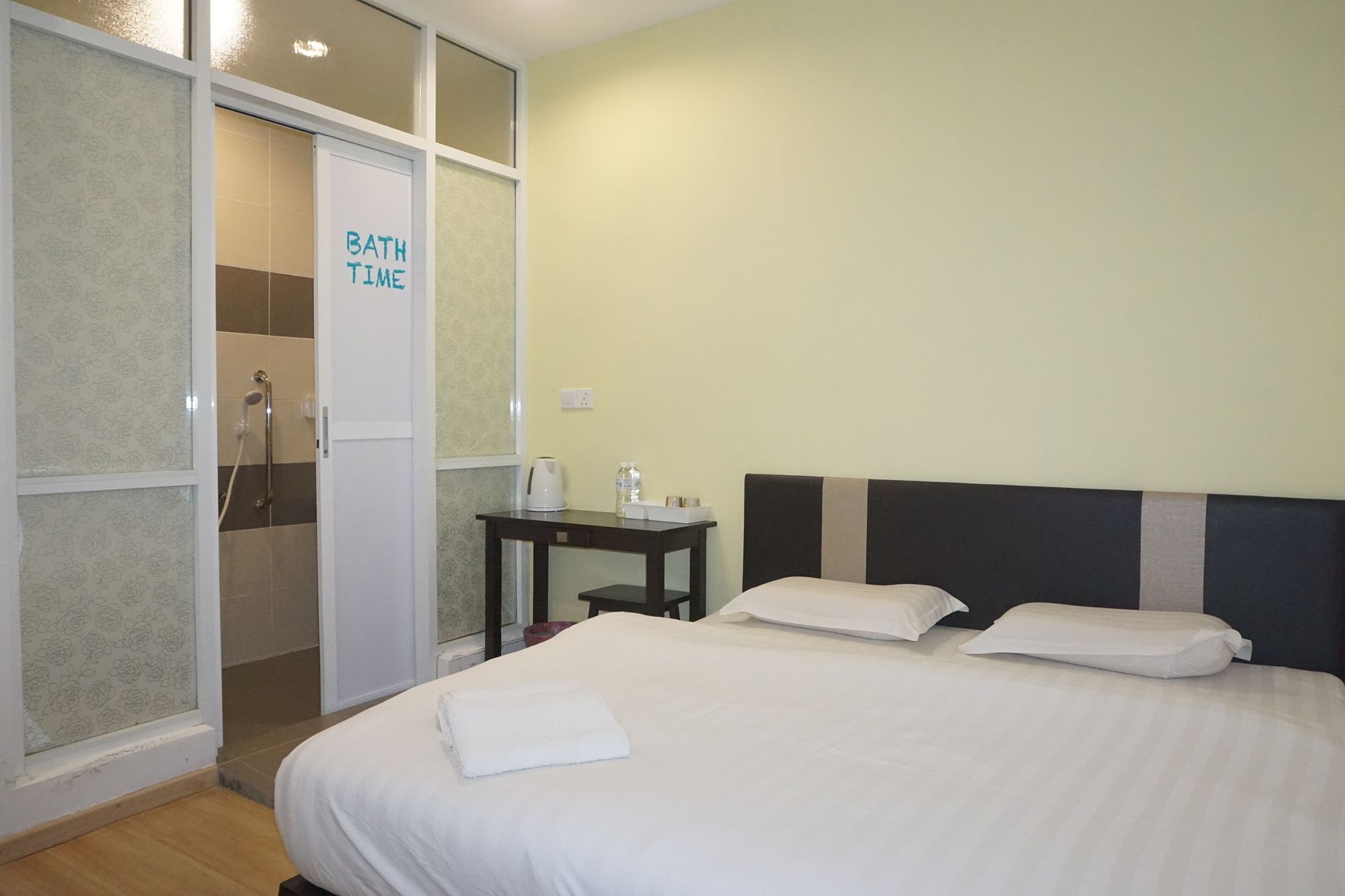 Sun Inns Hotel Ayer Keroh Kültér fotó
