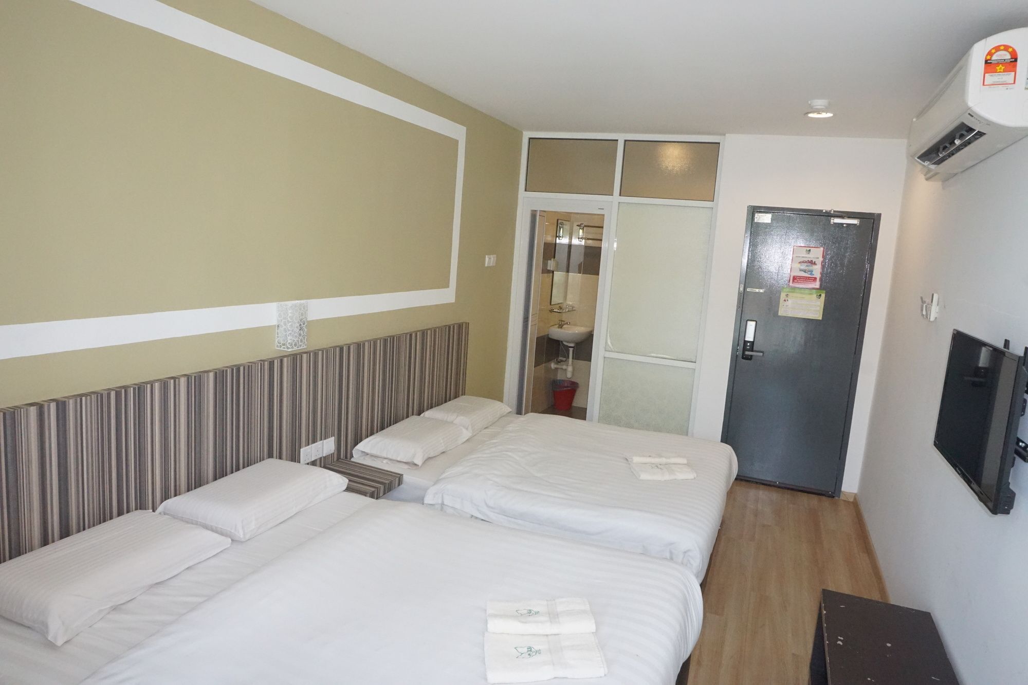 Sun Inns Hotel Ayer Keroh Kültér fotó