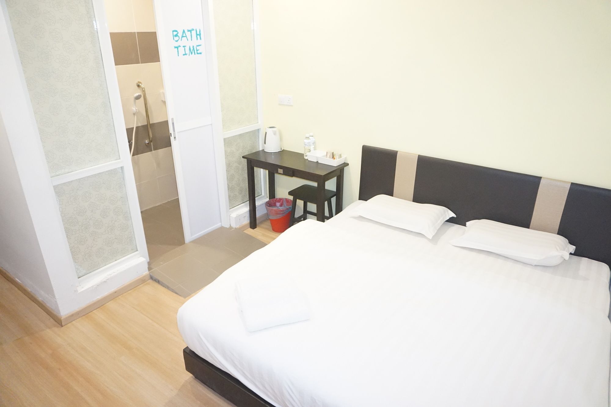 Sun Inns Hotel Ayer Keroh Kültér fotó